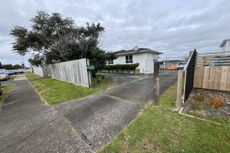Photo of property in 166 Mahia Road, Wattle Downs, Auckland, 2103