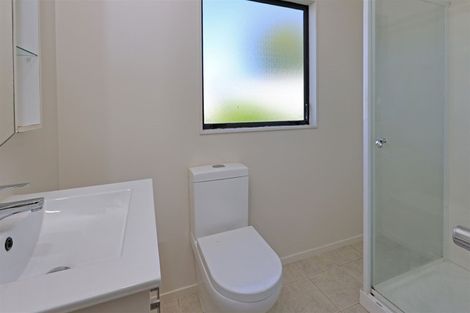 Photo of property in 74 Hetherington Road, Ranui, Auckland, 0612