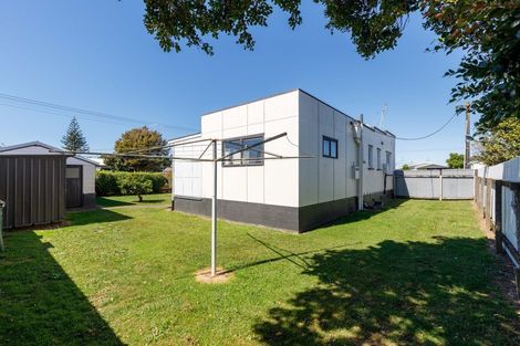 Photo of property in 6 High Street West, Waitara, 4320