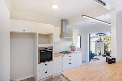 Photo of property in 106 Shamrock Street, Takaro, Palmerston North, 4412