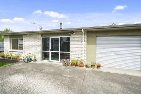 Photo of property in 49a John F Kennedy Drive, Milson, Palmerston North, 4414
