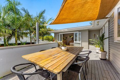 Photo of property in 1/73 Birkdale Road, Birkdale, Auckland, 0626