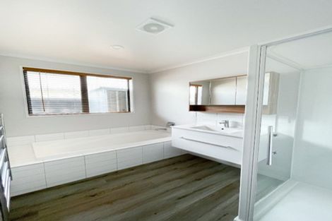 Photo of property in 13 Carrs Road, Wigram, Christchurch, 8025