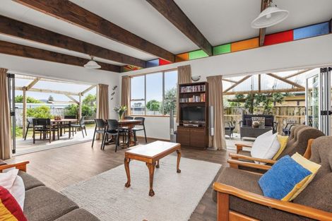 Photo of property in 58 Harper Road, Waimarama, 4294