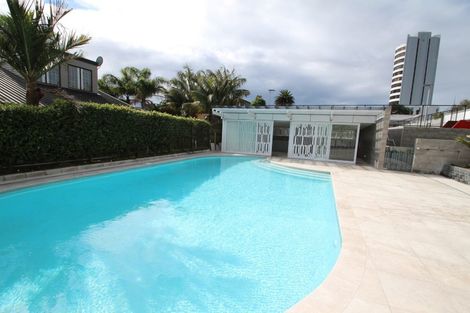 Photo of property in Shangri La Apartments, 7/97 Jervois Road, Herne Bay, Auckland, 1011