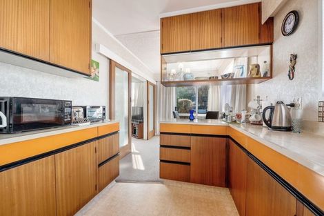 Photo of property in 2/166 Waterloo Road, Hutt Central, Lower Hutt, 5010