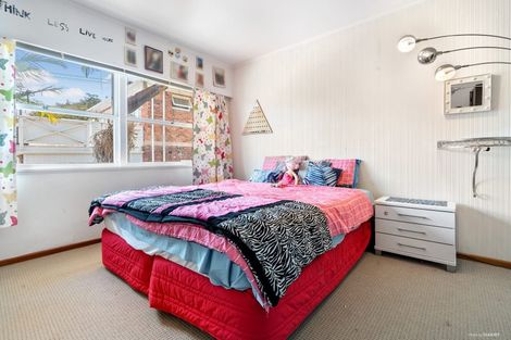 Photo of property in 57 Linwood Avenue, Mount Albert, Auckland, 1025