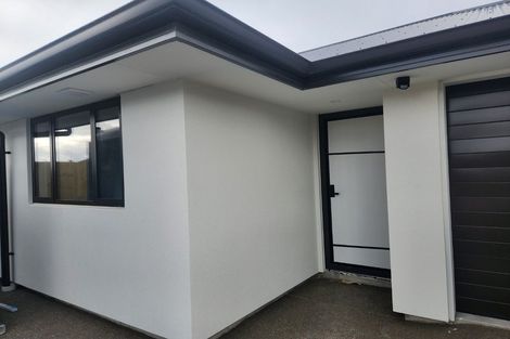 Photo of property in 32 Parkwood Avenue, Westgate, Auckland, 0614