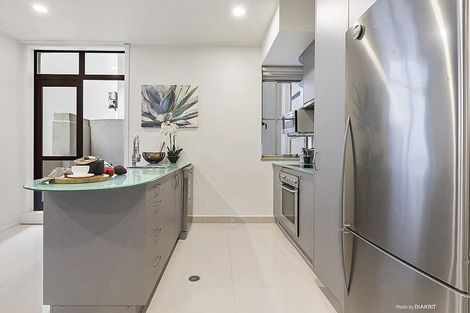 Photo of property in The Quay, 2/332b2 Lambton Quay, Wellington Central, Wellington, 6011