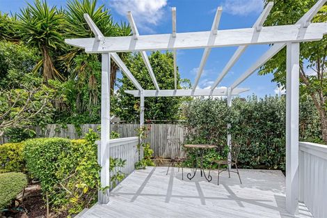 Photo of property in 4 Bacot Place, Howick, Auckland, 2014