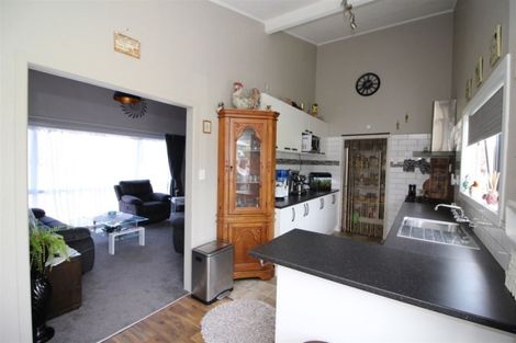 Photo of property in 43 Aotea Crescent, Tokoroa, 3420