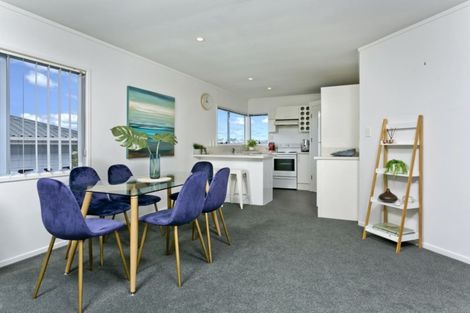 Photo of property in 1/10 Witheford Drive, Bayview, Auckland, 0629