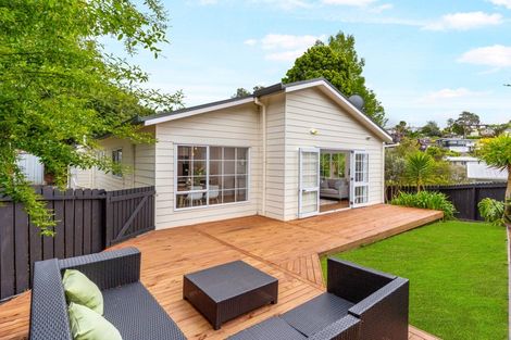 Photo of property in 1/69 Mountbatten Avenue, Hillcrest, Auckland, 0627