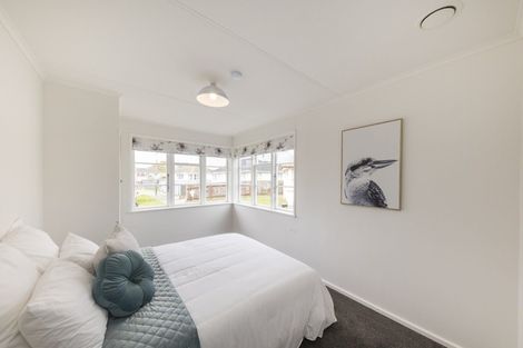 Photo of property in 12 Avon Terrace, Roslyn, Palmerston North, 4414