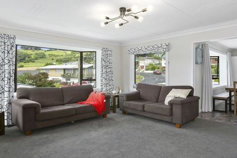Photo of property in 35 Elwyn Crescent, Green Island, Dunedin, 9018