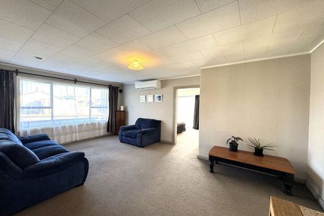 Photo of property in 2 Springfield Street, Balclutha, 9230