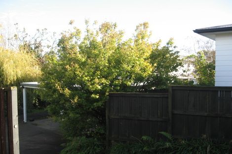 Photo of property in 69 Archmillen Avenue, Pakuranga Heights, Auckland, 2010