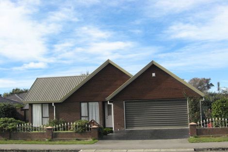 Photo of property in 140 Racecourse Road, Sockburn, Christchurch, 8042