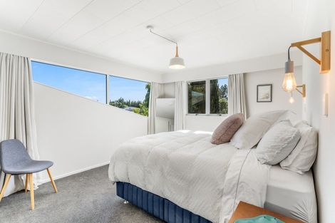 Photo of property in 8 Home Street, Winton, 9720