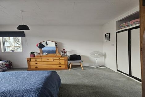 Photo of property in 42 Helvellyn Street, Woodside, Outram, 9073