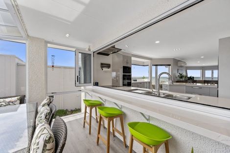 Photo of property in 134 North Shore Road, Eskdale, Napier, 4182