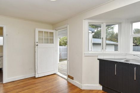 Photo of property in 34 Olliviers Road, Phillipstown, Christchurch, 8011