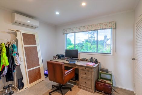 Photo of property in 45 Huia Road, Titirangi, Auckland, 0604