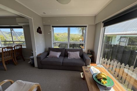 Photo of property in 43 Mossburn Grove, Kelson, Lower Hutt, 5010