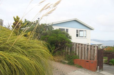 Photo of property in 41 Oakleigh Street, Maungaraki, Lower Hutt, 5010