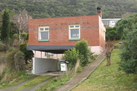 Photo of property in 50 Adderley Terrace, Ravensbourne, Dunedin, 9022