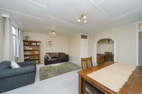 Photo of property in 35 Birmingham Street, Takaro, Palmerston North, 4412