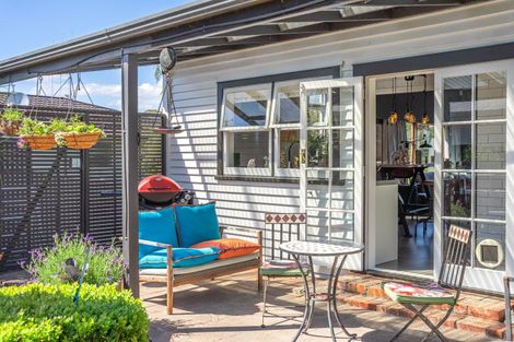 Photo of property in 15 Manchester Street, Levin, 5510