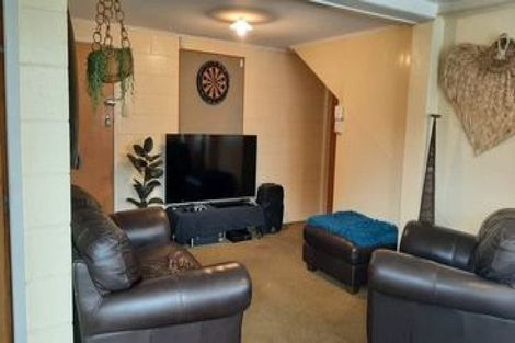 Photo of property in 10 Cardiff Street, Pukekohe, 2120