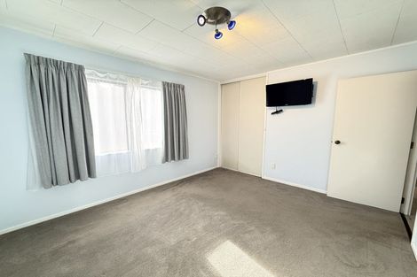 Photo of property in 41 Caribbean Drive, Unsworth Heights, Auckland, 0632