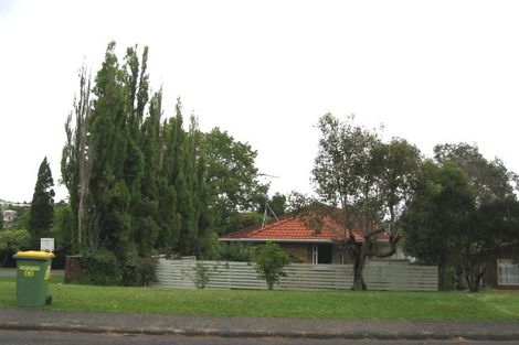 Photo of property in 1/40 Stanaway Street, Hillcrest, Auckland, 0627