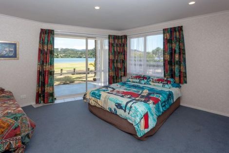 Photo of property in 21 Golden Hills Drive, Pauanui, Hikuai, 3579