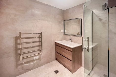 Photo of property in 6/737 East Coast Road, Browns Bay, Auckland, 0630