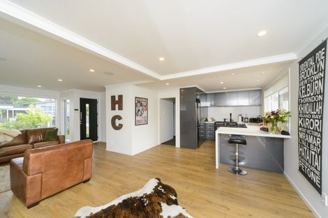 Photo of property in 4 Redwood Grove, Hokowhitu, Palmerston North, 4410