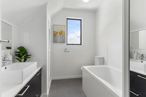 Photo of property in 9a Brandon Road, Manly, Whangaparaoa, 0930