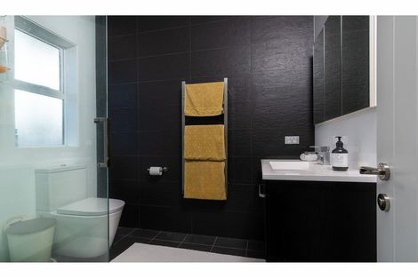 Photo of property in 4 York Terrace, Riverhead, 0820