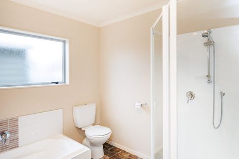 Photo of property in 10 Ouse Street, Rongotea, 4476