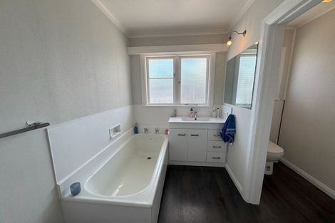 Photo of property in 9 Belvedere Crescent, Takaro, Palmerston North, 4412