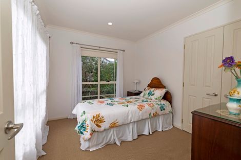 Photo of property in 3 Cognac Place, Henderson, Auckland, 0612