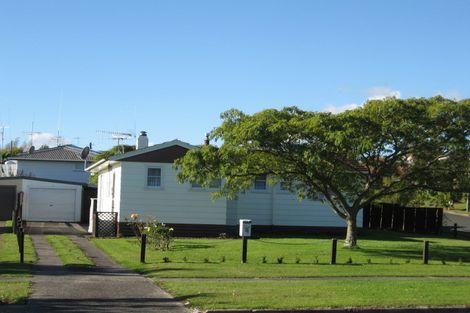 Photo of property in 266 Balmoral Drive, Tokoroa, 3420