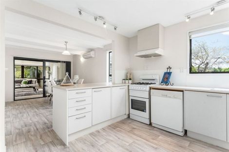 Photo of property in 19 Yellowstone Crescent, Burwood, Christchurch, 8083