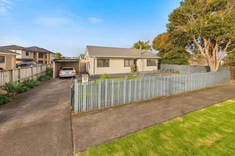 Photo of property in 2/1 Bledisloe Street, Papatoetoe, Auckland, 2104