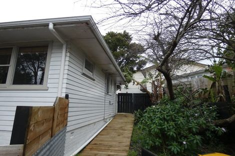 Photo of property in 39 Blease Street, New Lynn, Auckland, 0600