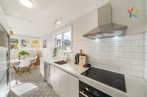 Photo of property in 57 Chapman Crescent, Naenae, Lower Hutt, 5011