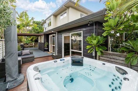 Photo of property in 7 Redfern Lane, Glenfield, Auckland, 0629
