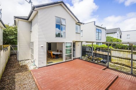 Photo of property in 18 Windfola Parkway, Takanini, 2112